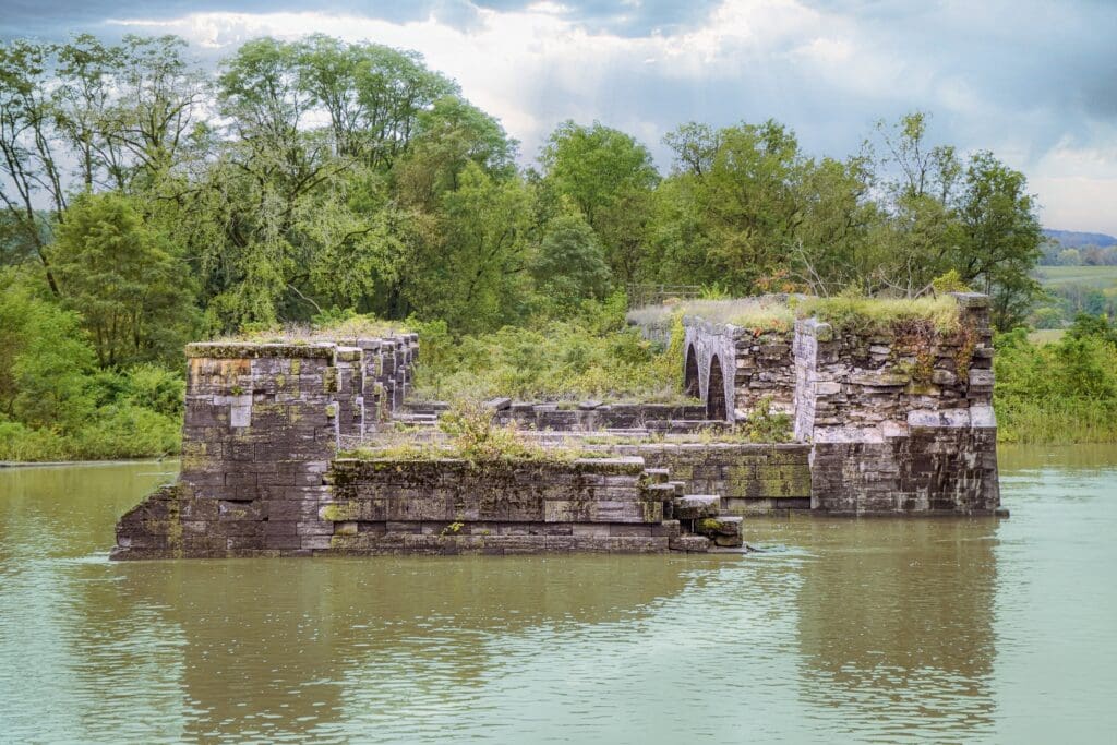 Schoharie Crossing Acqueduct on the Erie Canal