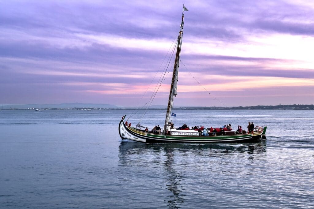 Sunset cruise on the Tagus River in a traditional scooner