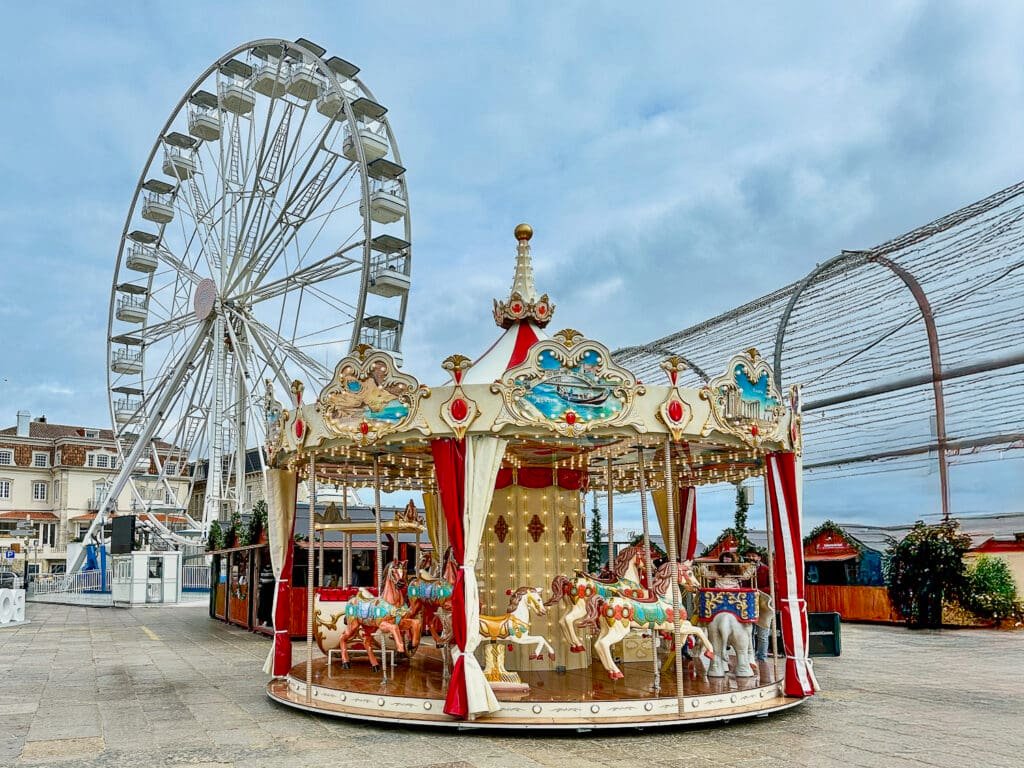 Carousel and Ferris wheel at the Cascais Christmas Market