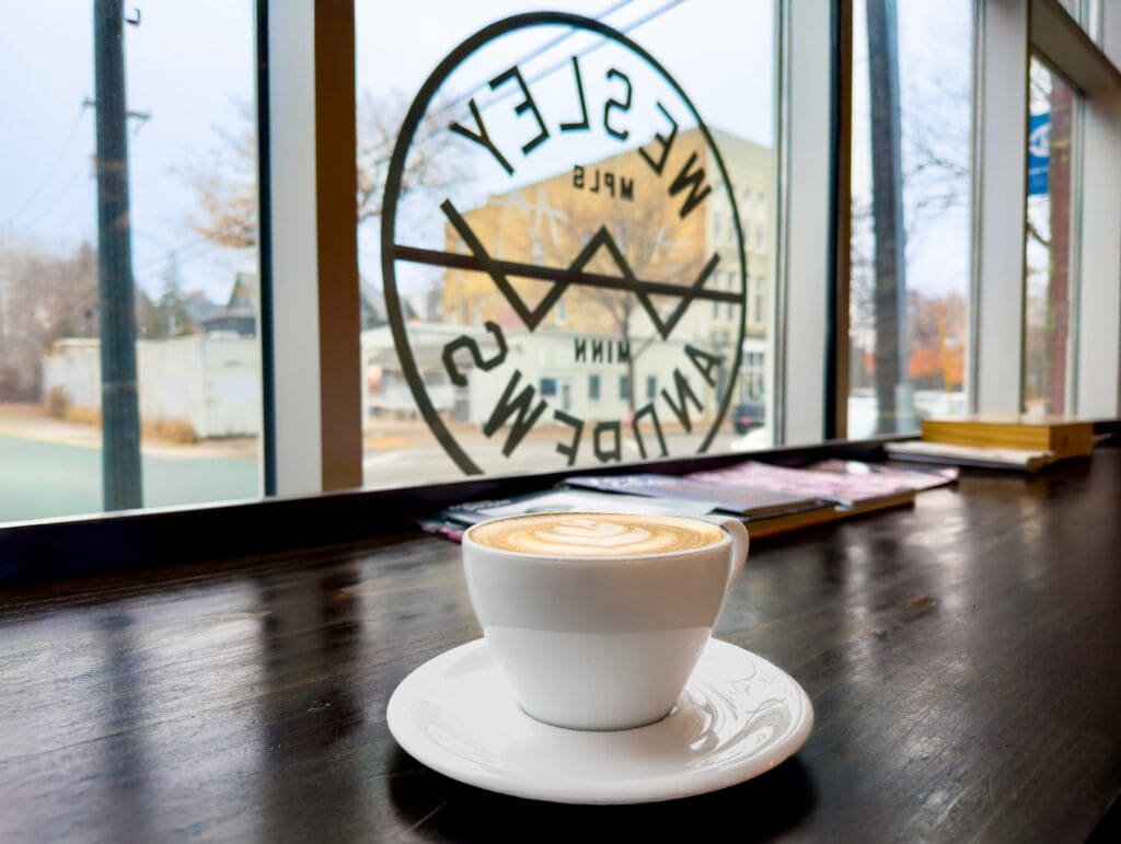 Neighborhood Coffee shop with chil vibes