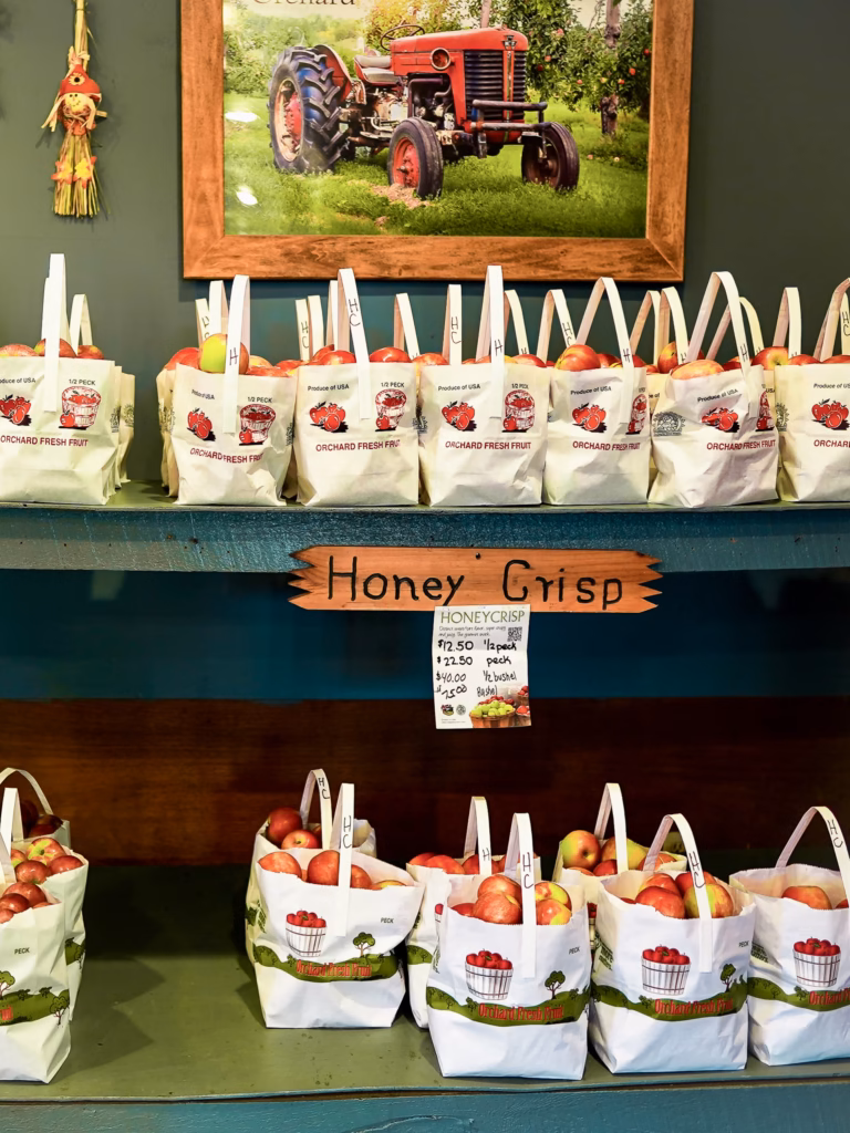Apple orchard market